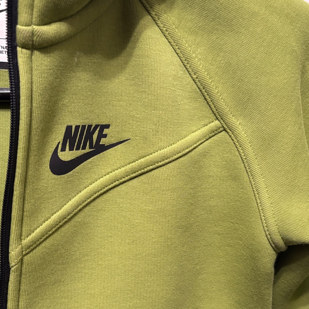 Nike Tech Fleece- Kids Olive Green Hoodie - Picture 3 of 6